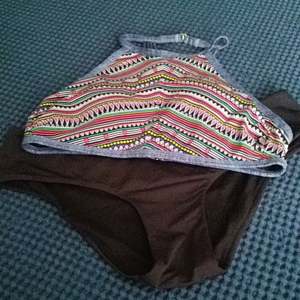 NWOT La vie en rose bikini top small bottom medium